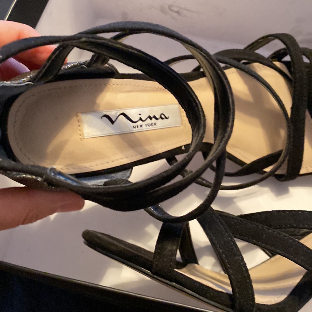 Nina Heels - image 2